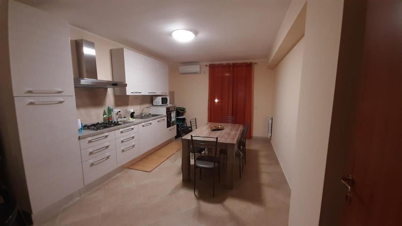 Villa Leonardi Zafferana Etnea Exteriör bild