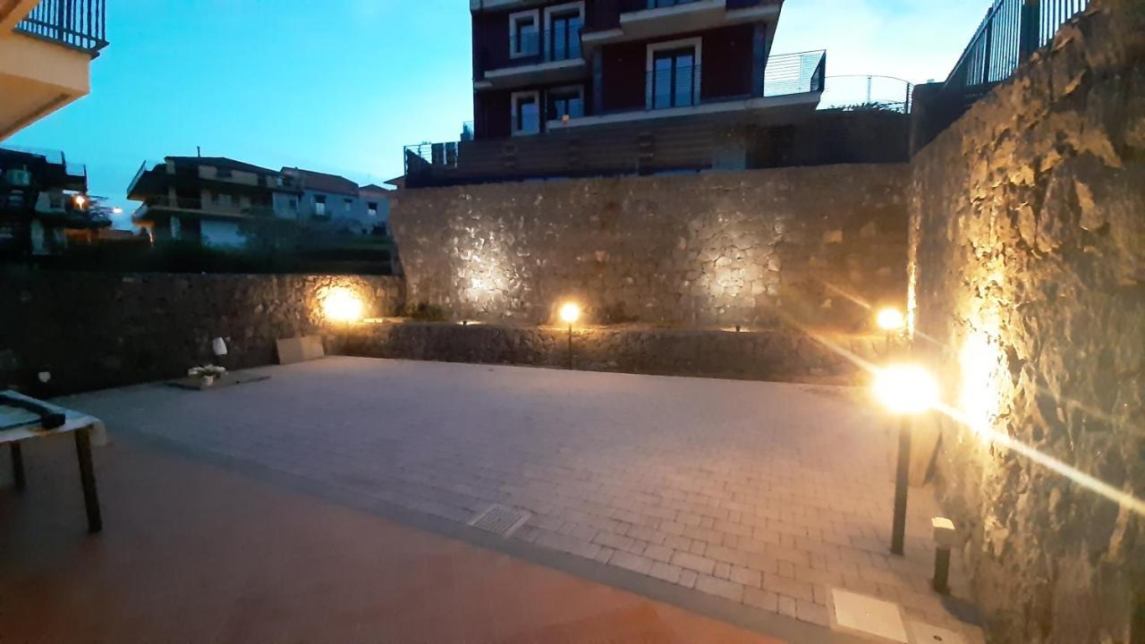 Villa Leonardi Zafferana Etnea Exteriör bild