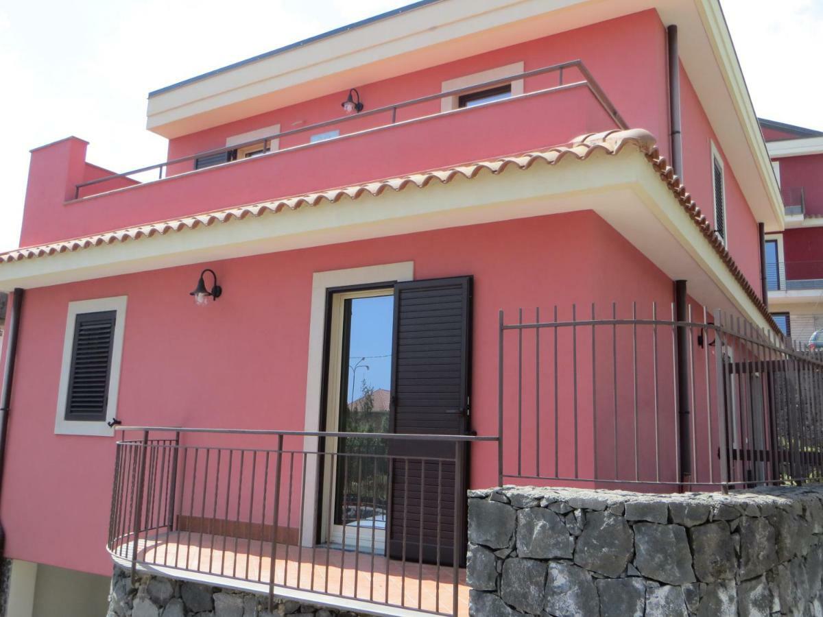 Villa Leonardi Zafferana Etnea Exteriör bild